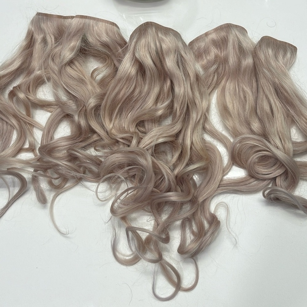 BELLAMI Silk Seam 140g 16" Platinum Blonde (80) Hair Extensions